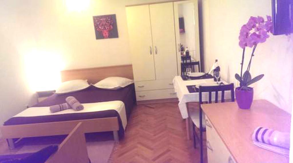 Apartments Mira Makarska Cameră foto