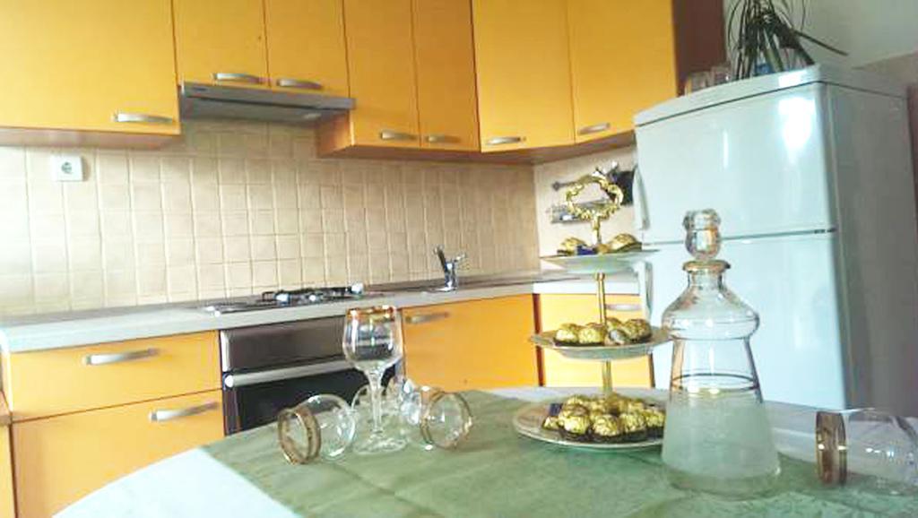 Apartments Mira Makarska Cameră foto